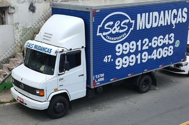 WhatsApp Image 2025-12-05 at 09.58.35